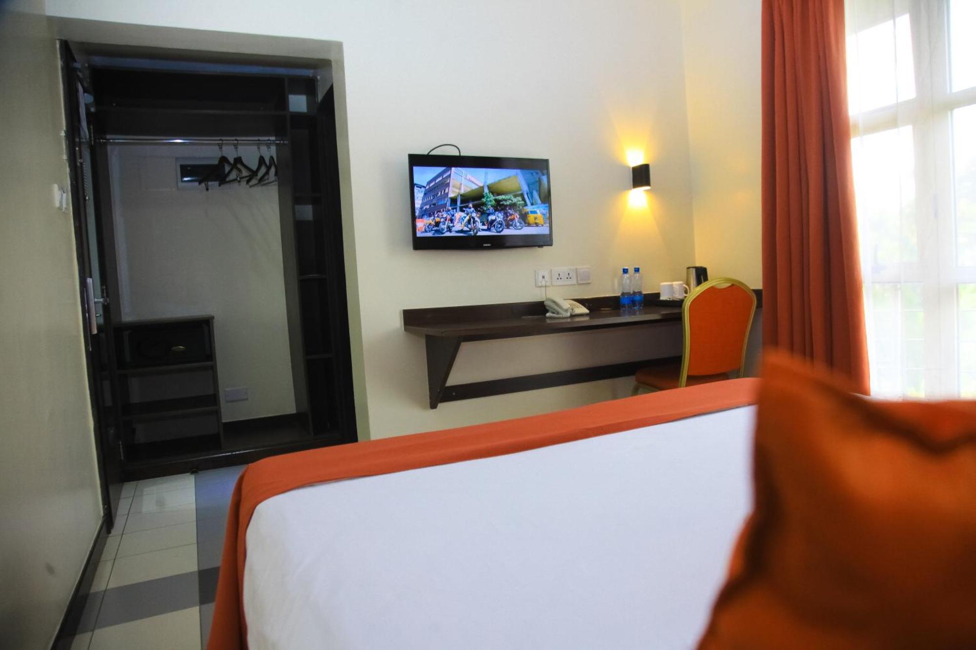 Qaribu Inn Nairobi Exterior photo